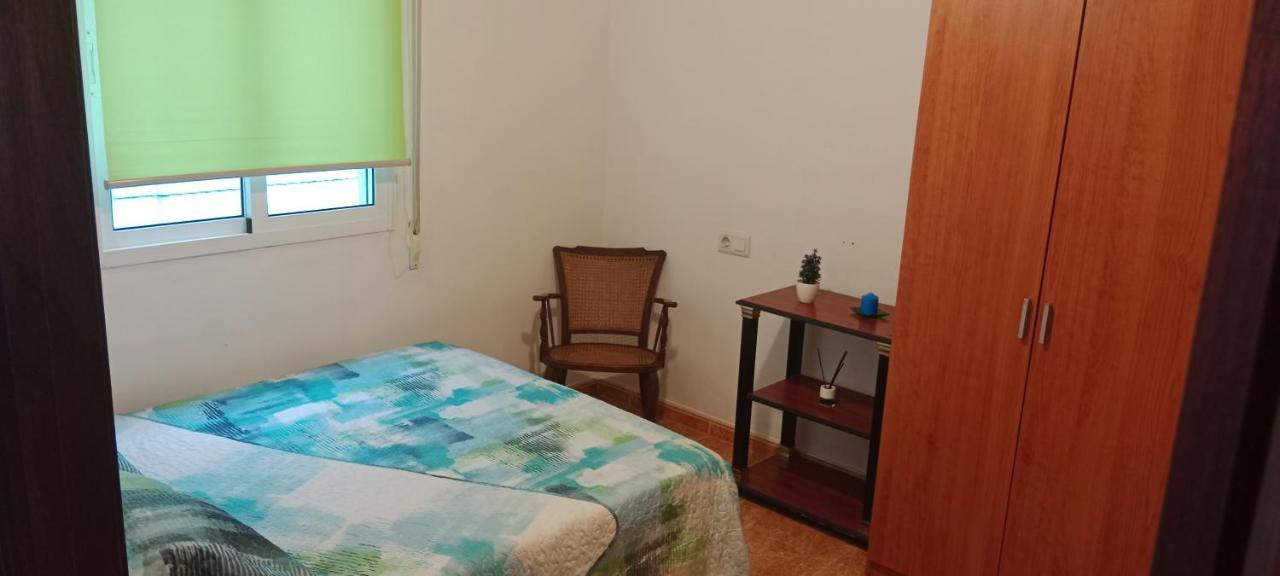 Vistas A La Pista De Atletismo Apartamento Pontevedra Exterior foto